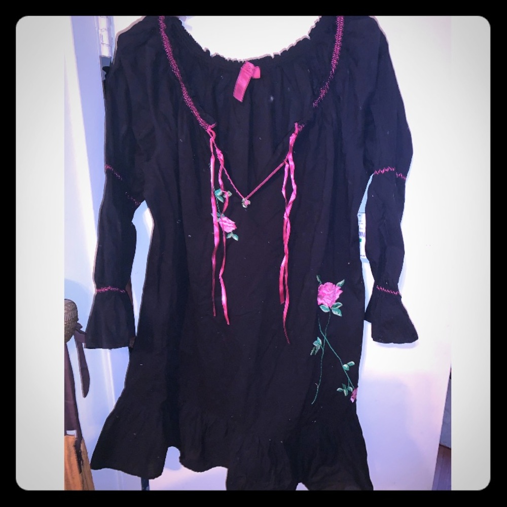 Betsy Johnson Sleepwear 🌹